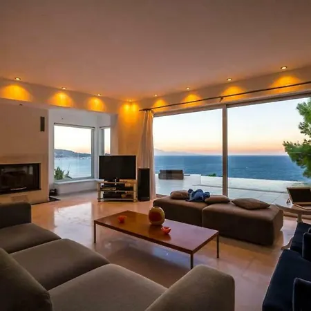 Ionian Mudita * Argassi